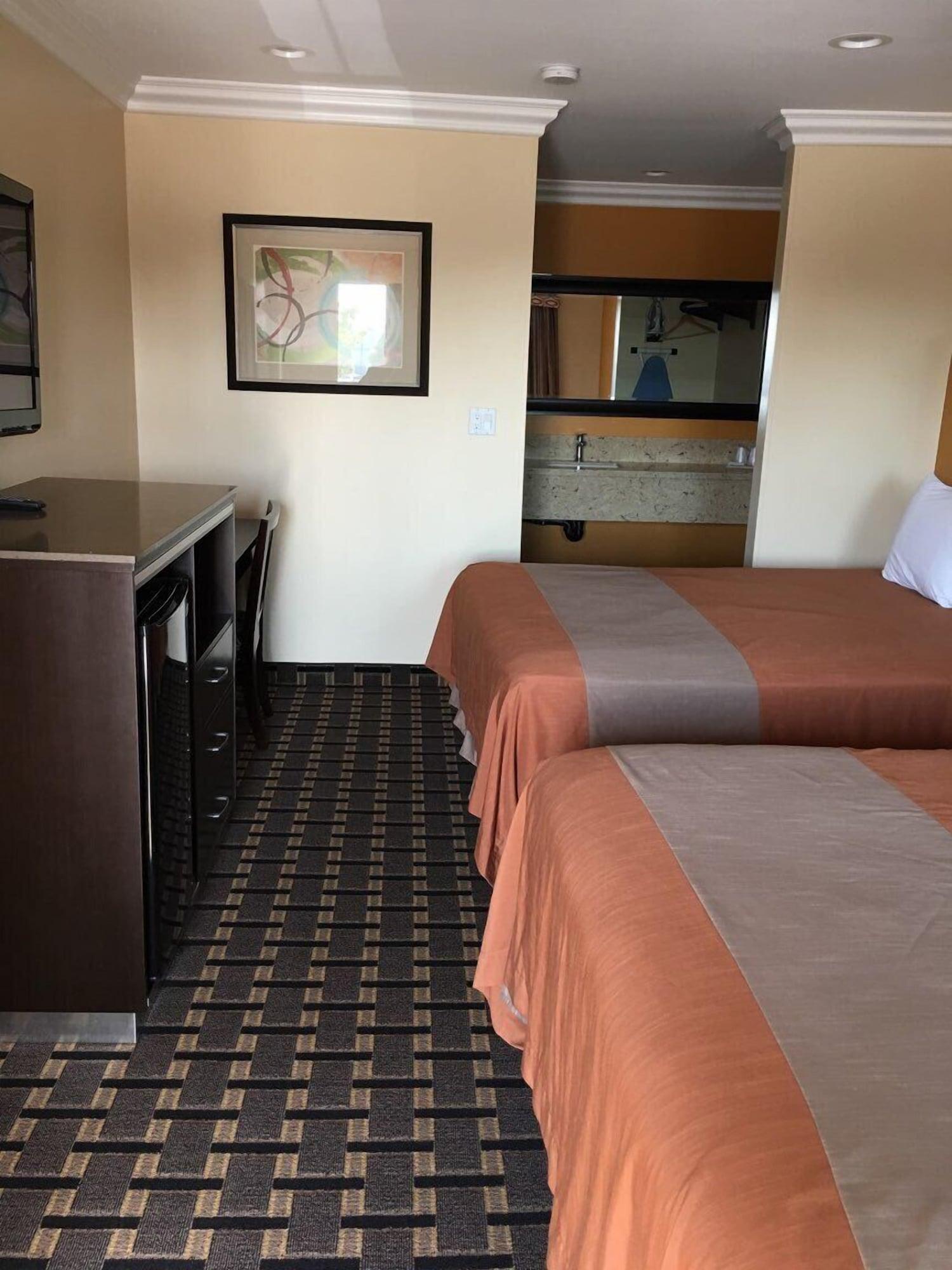 Ontario Inn & Suites Montclair Bagian luar foto